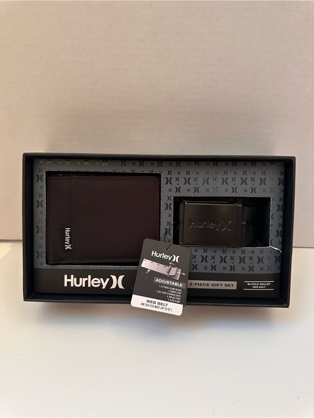 Hurley Black Men’s 2-Piece Wallet and Money Clip Gift Set